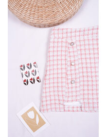 Fine Elastic Back Pearl Button Plaid Raw Trim Tweed Skort (Pink)